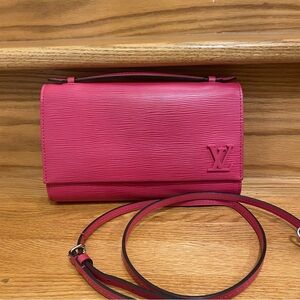 15. LV Clery